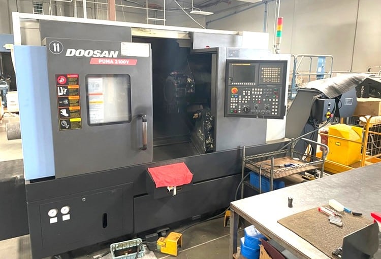 DOOSAN PUMA 2100Y